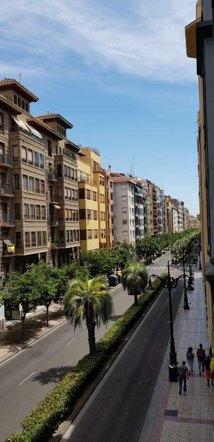 La Parada Zaragoza Exteriör bild